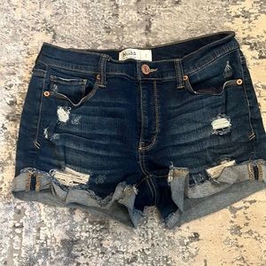 Mudd Jean shorts size 7